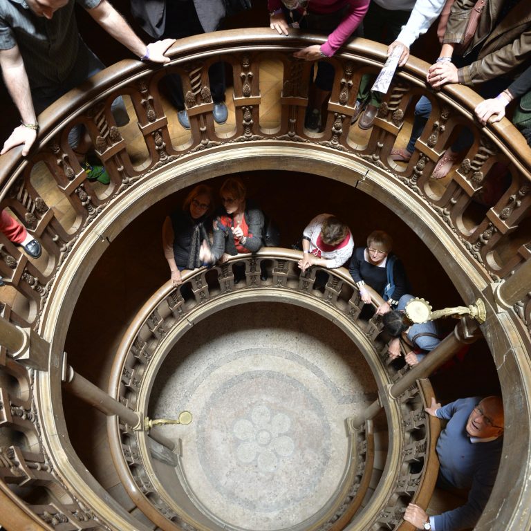 Visite guidée dans l’escalier Saint Louis du château de Fontainebleau
